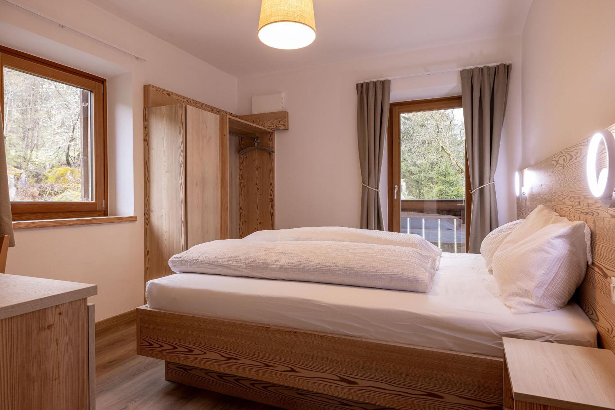San Pietro Dolomiti Small Budget Hotel Ortisei Exterior photo