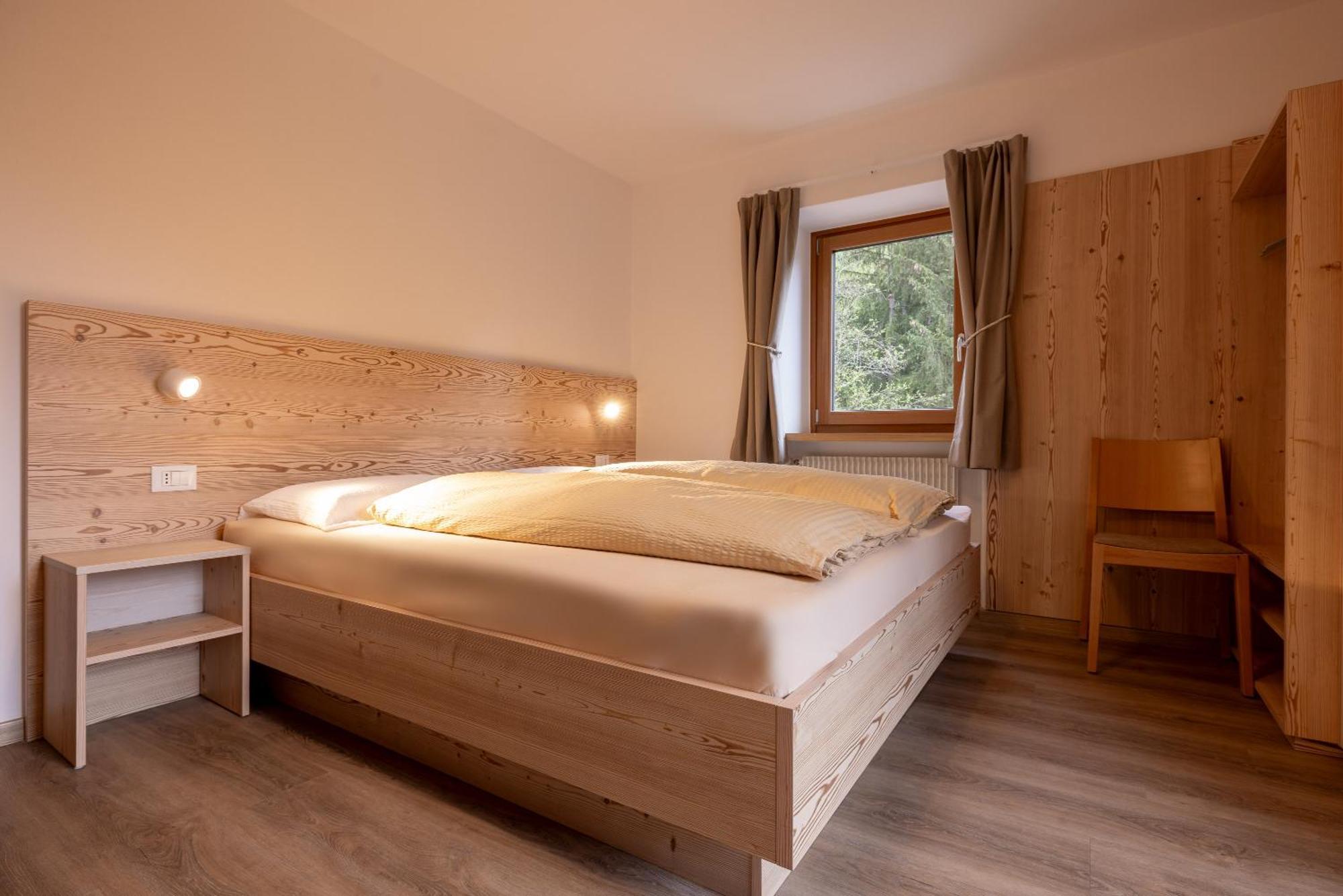 San Pietro Dolomiti Small Budget Hotel Ortisei Exterior photo
