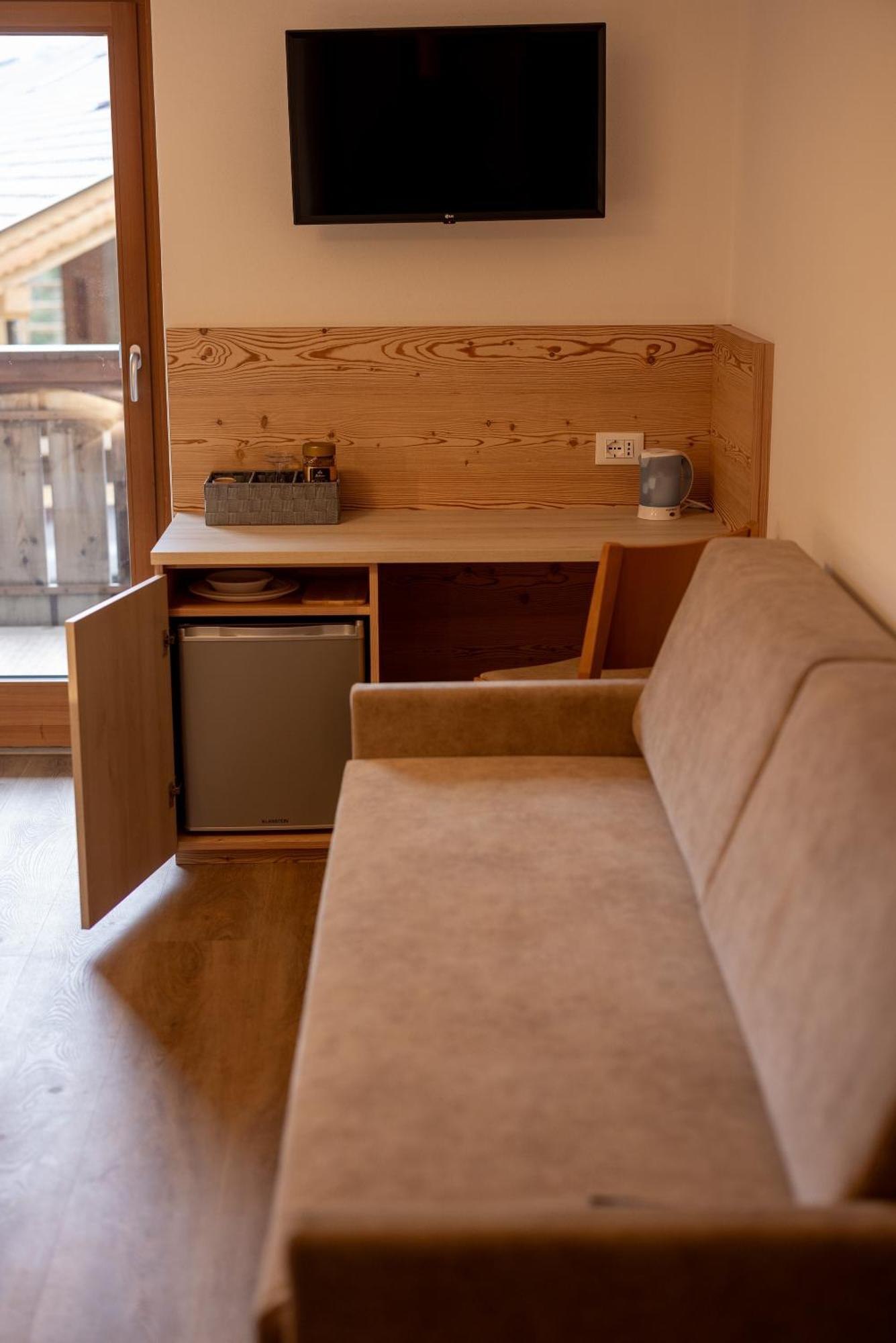 San Pietro Dolomiti Small Budget Hotel Ortisei Exterior photo